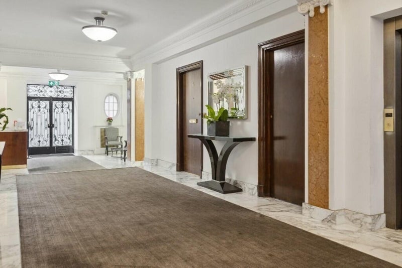 Flat Hallam Street in City of Westminster