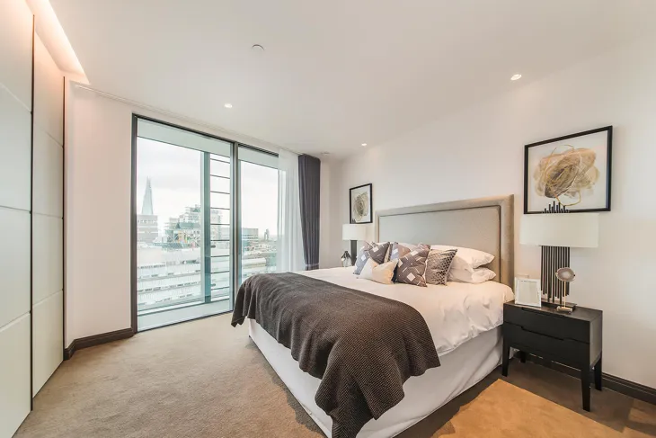 Flat Blackfriars Road in Greater London