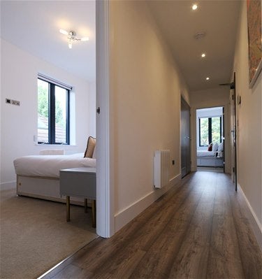 Flat Rosemont Road in Greater London