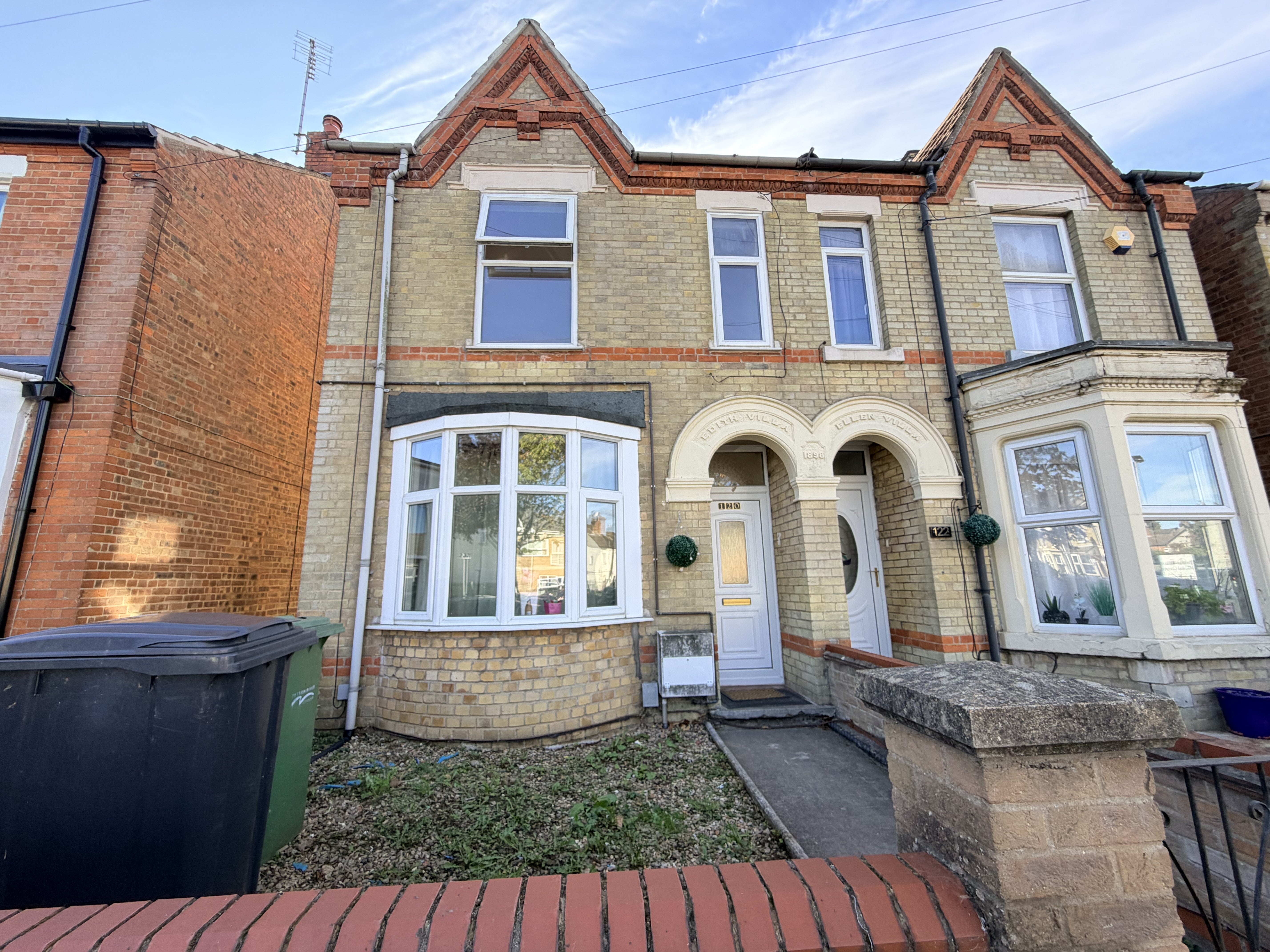 House Huntly Grove in Peterborough