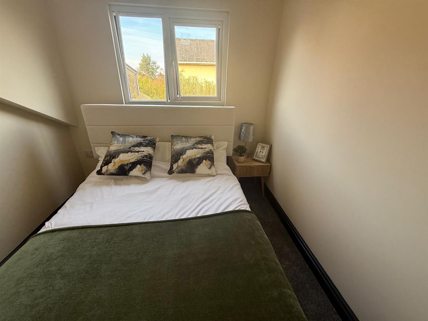 Room Westfield Lane in Mansfield Woodhouse