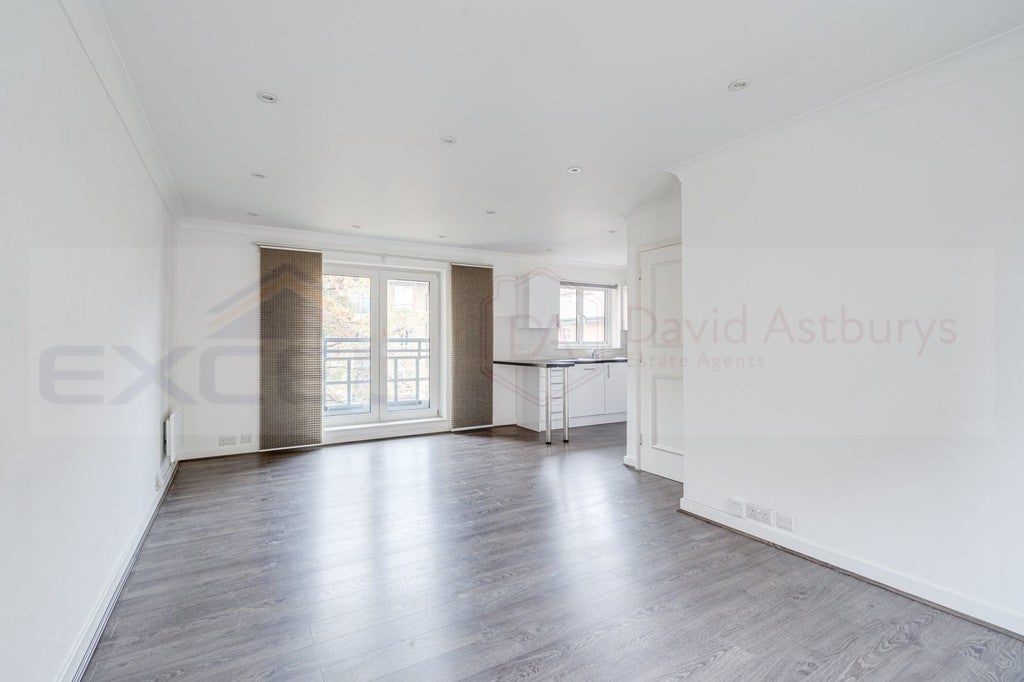 Flat Admiral Walk in City of Westminster