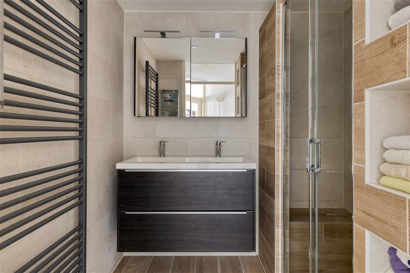 Tussenwoning te koop: Stellingmolenstraat 43B, Almere