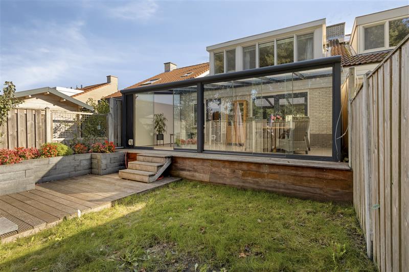 Tussenwoning te koop: Stellingmolenstraat 43B, Almere