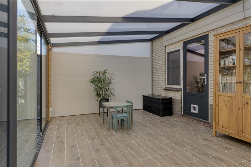 Tussenwoning te koop: Stellingmolenstraat 43B, Almere