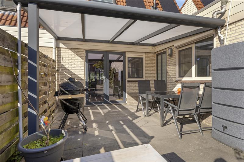 Tussenwoning te koop: Stellingmolenstraat 43B, Almere