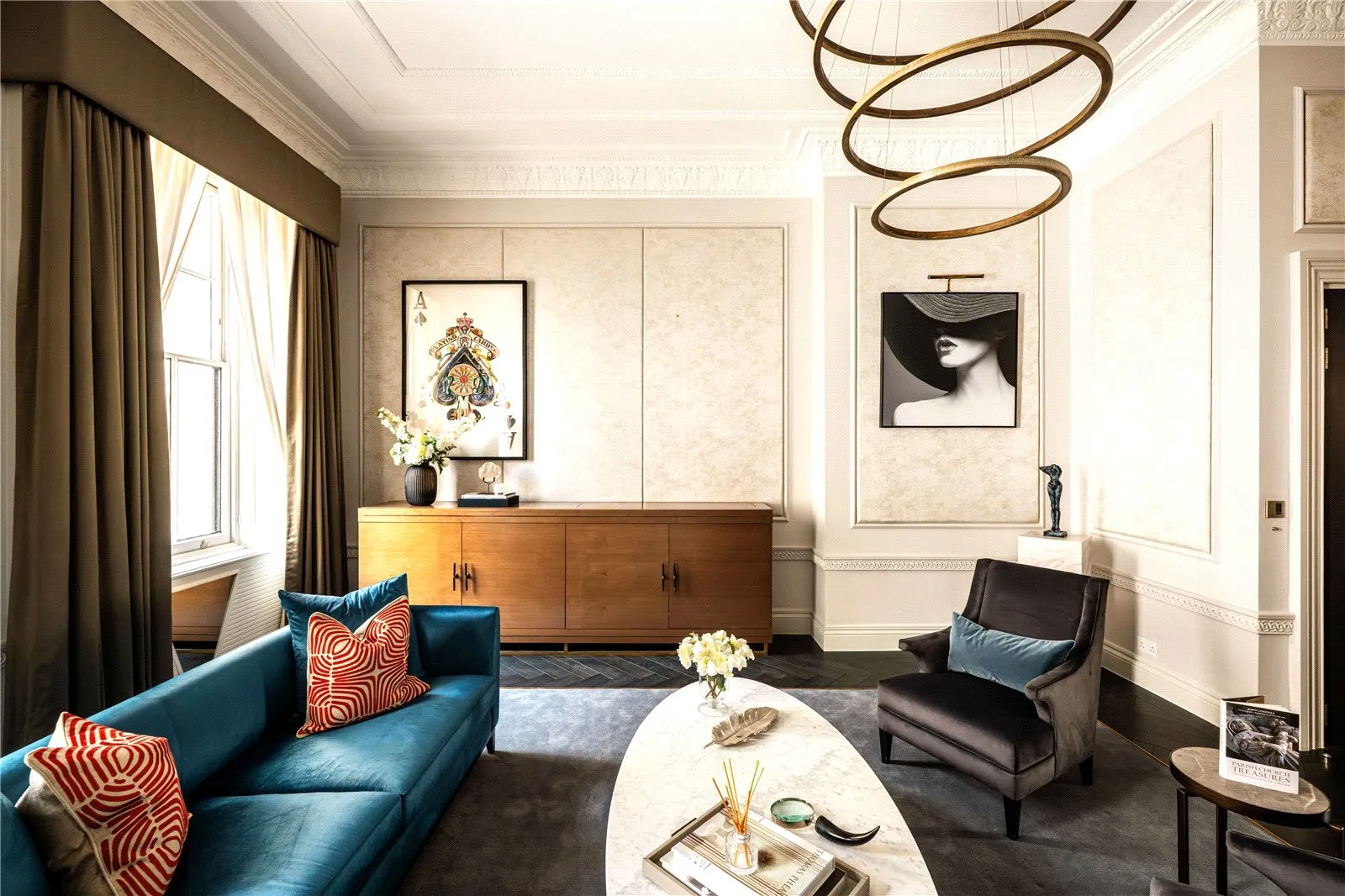 Flat Eaton Place in City of Westminster