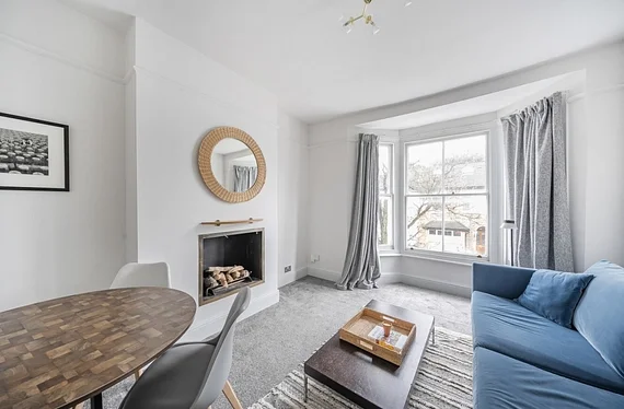Flat Herbert Road in Greater London