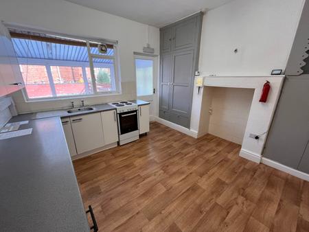 Flat Highbury Road in Nottingham
