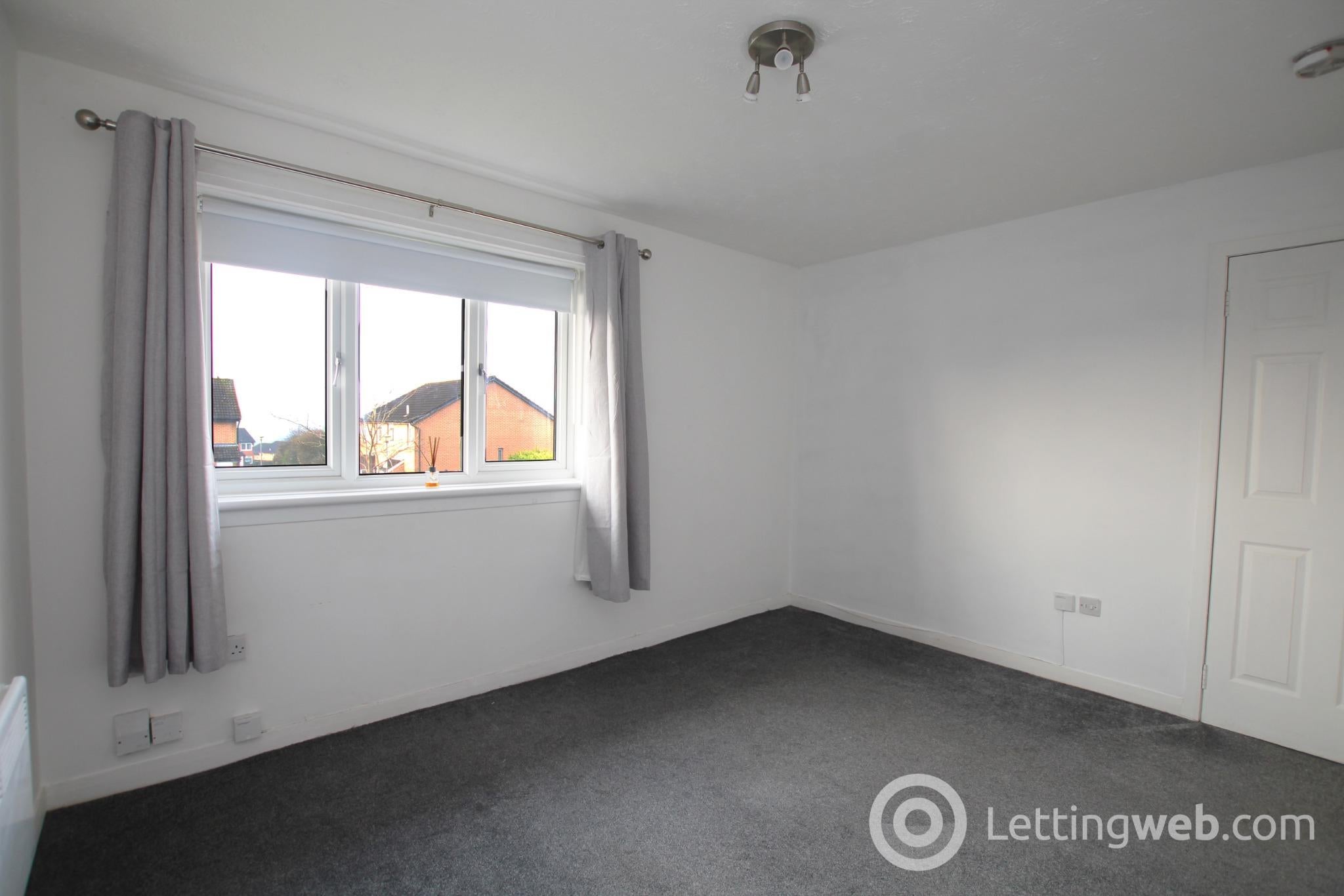 Flat Lynne Drive in Glasgow