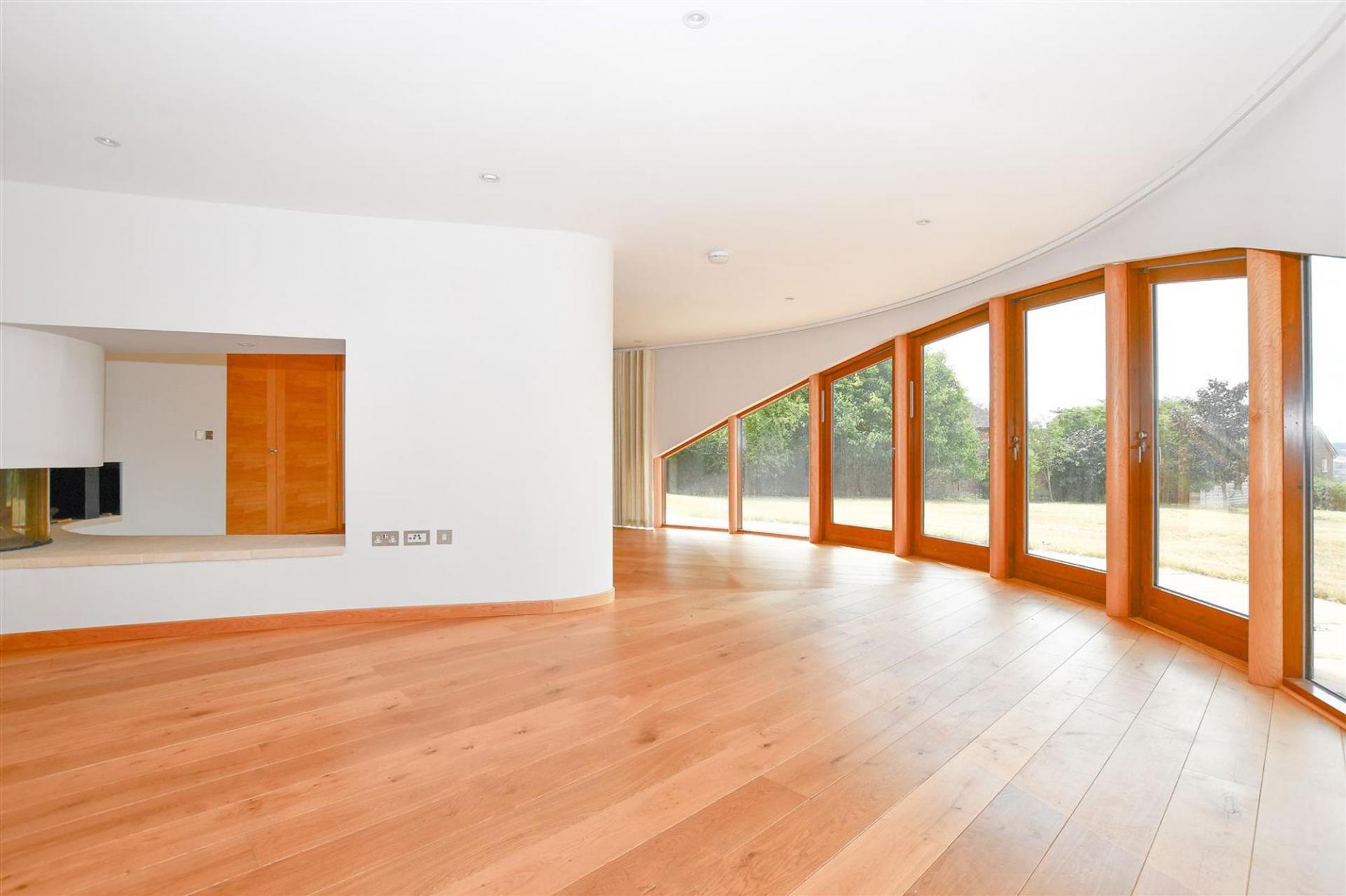 House Headlands Drive in Berkhamsted