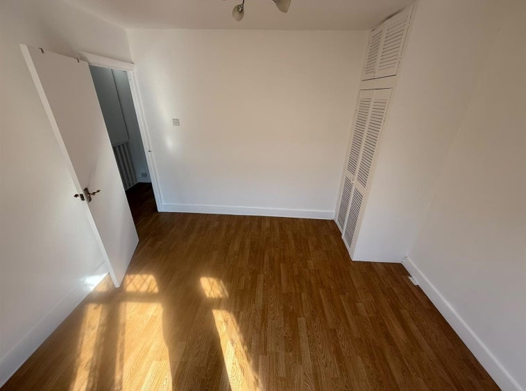 House Stroud Gate in Greater London