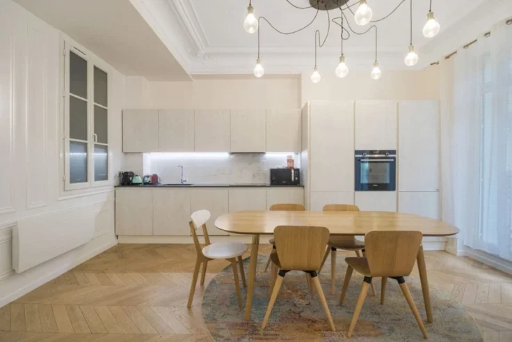 Appartement Rue Chambiges à Paris