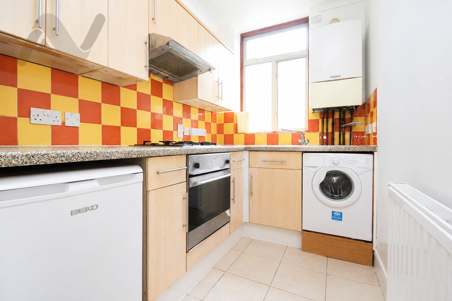 Flat Kentish Town Road in Greater London