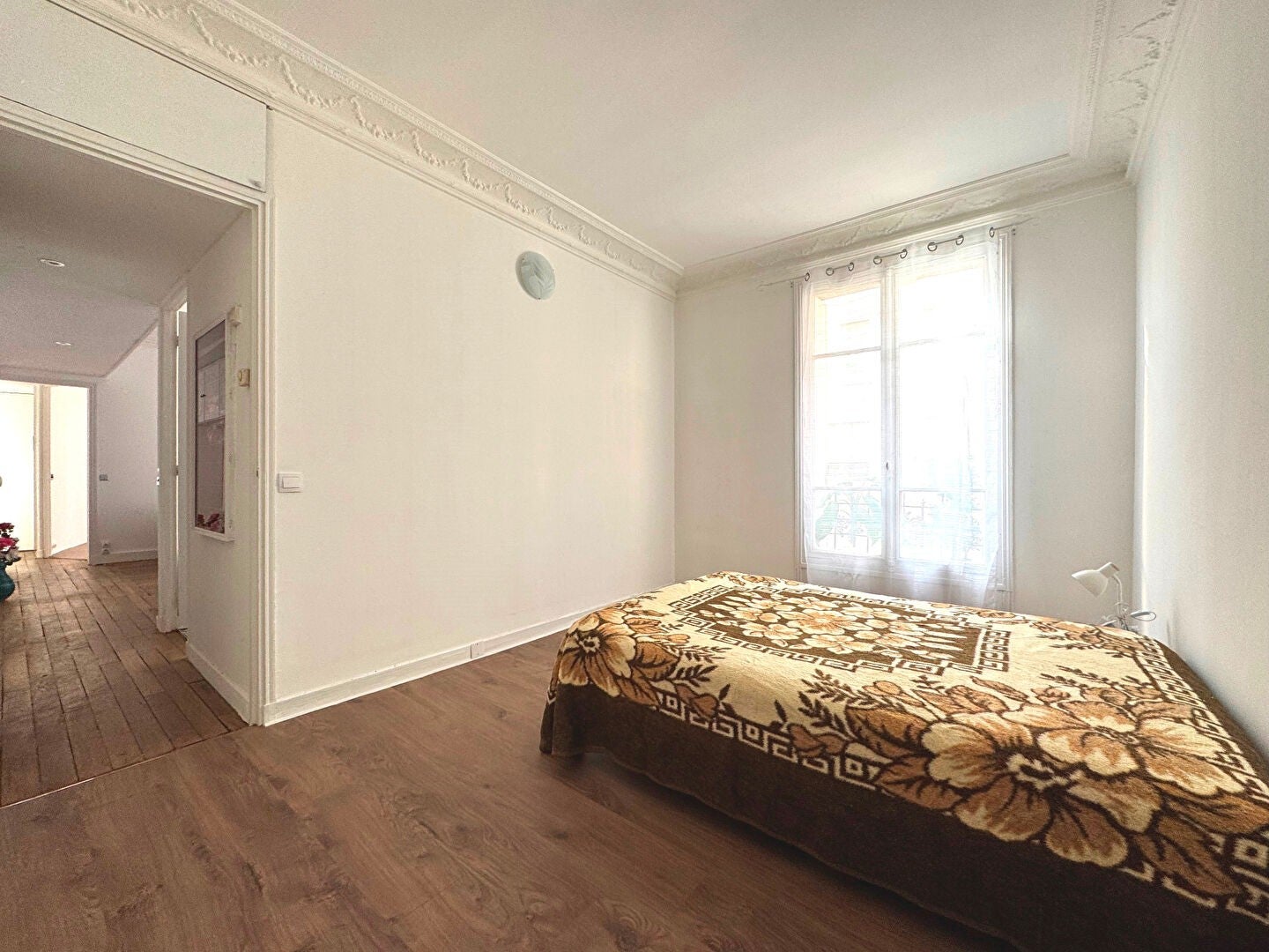 Flat Rue de la Convention in Paris