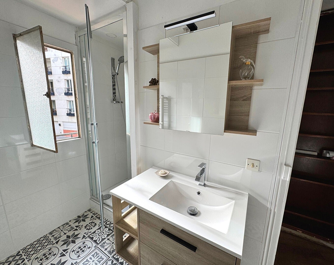 Flat Rue de la Convention in Paris