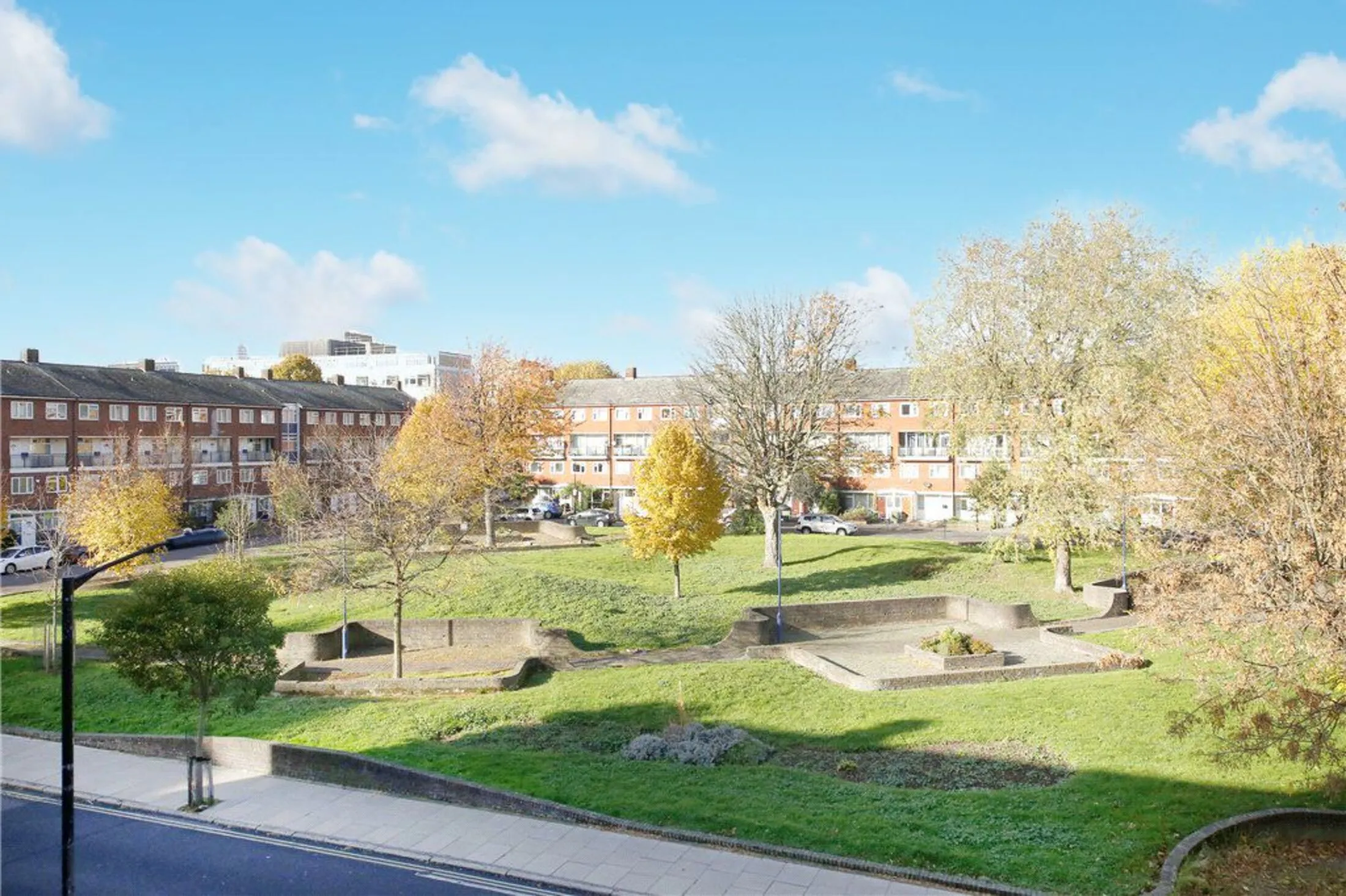 Flat Lorrimore Road in Greater London
