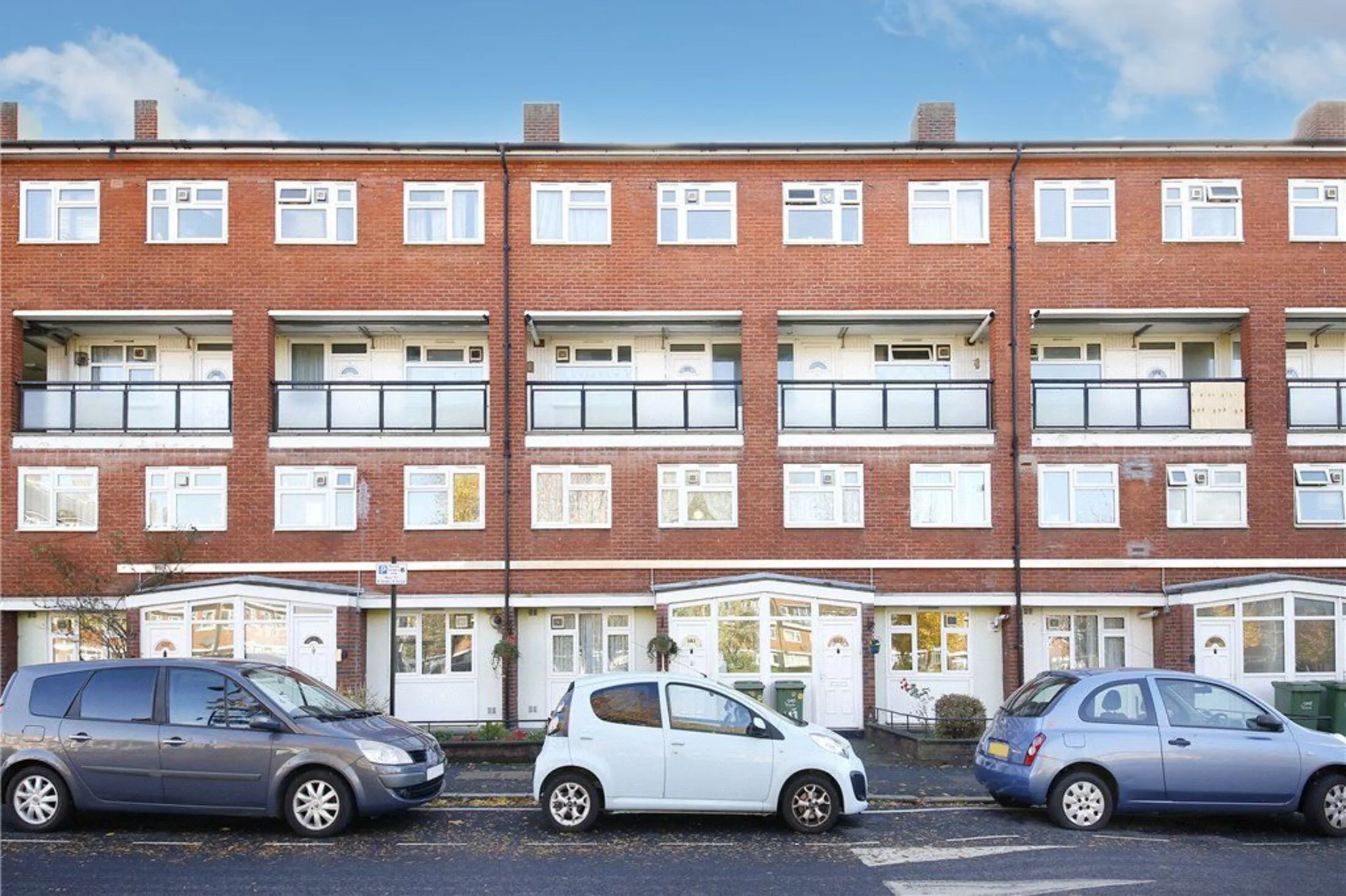 Flat Lorrimore Road in Greater London