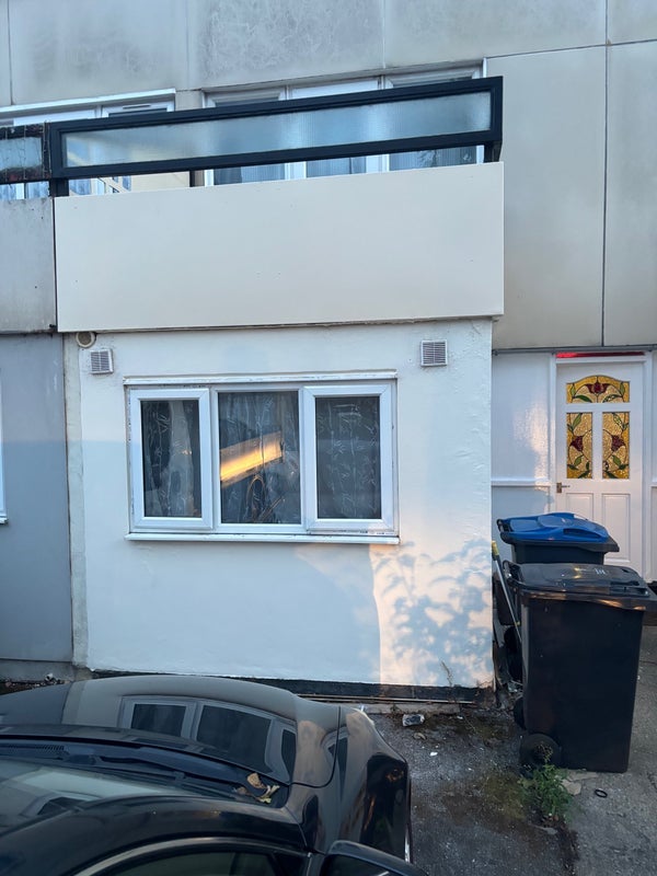 Room Saxonbury Close in Greater London