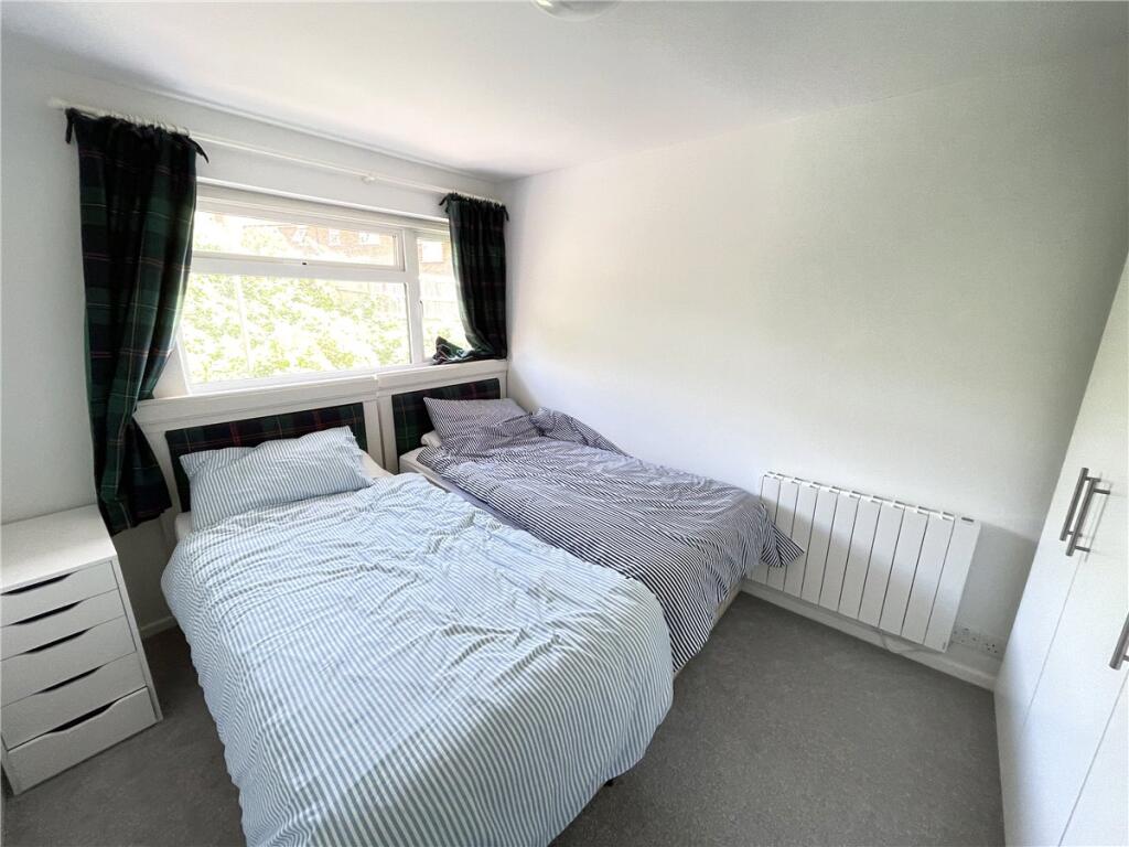 House Chesil Terrace in Winchester