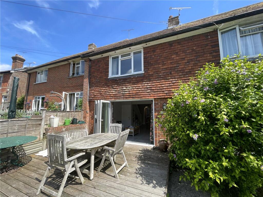 House Chesil Terrace in Winchester