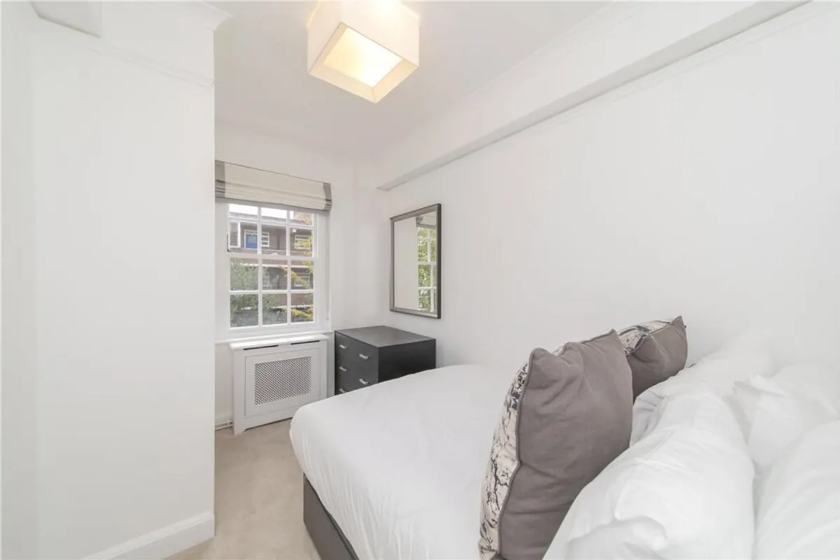 Flat Fulham Road in Greater London