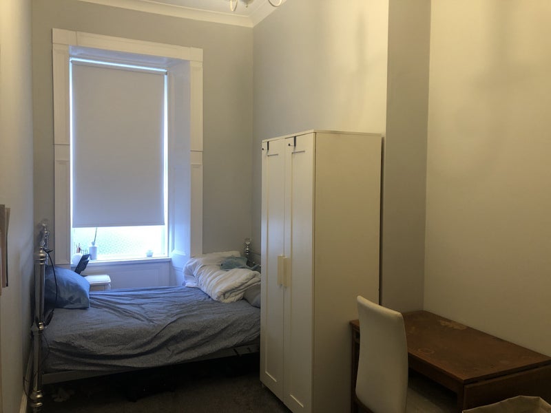 Room Willowbank Crescent in Glasgow