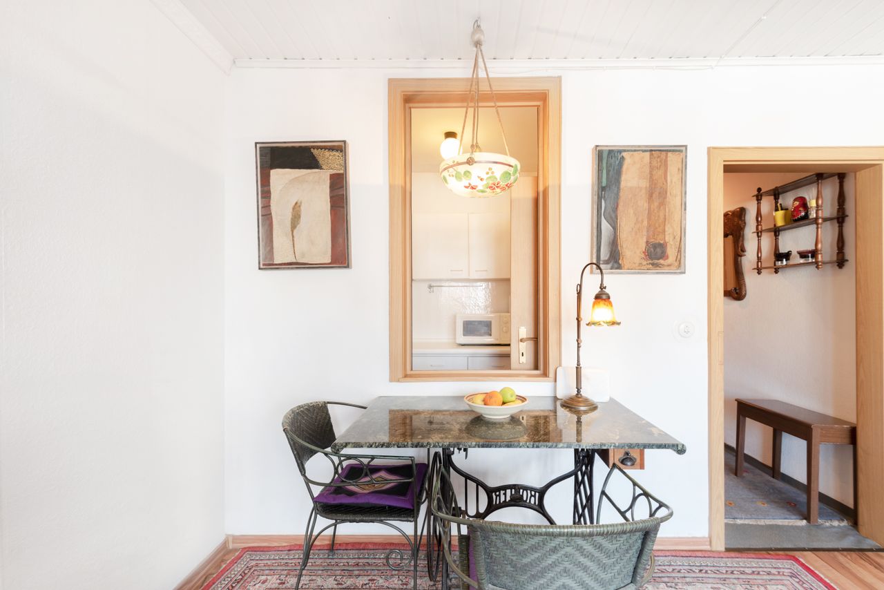 Wohnung Uhlandstraße in Stuttgart