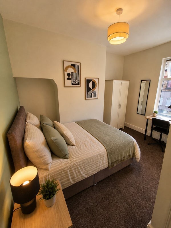 Room Station Road in Borough of Fylde
