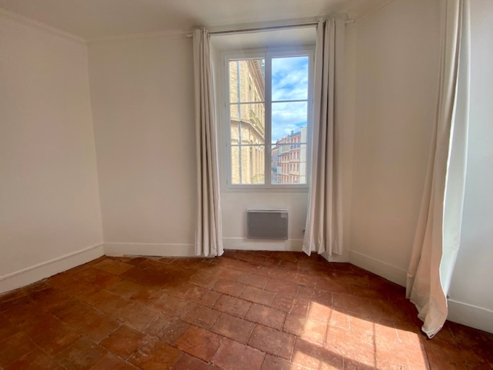 Appartement Place Rouaix à Toulouse
