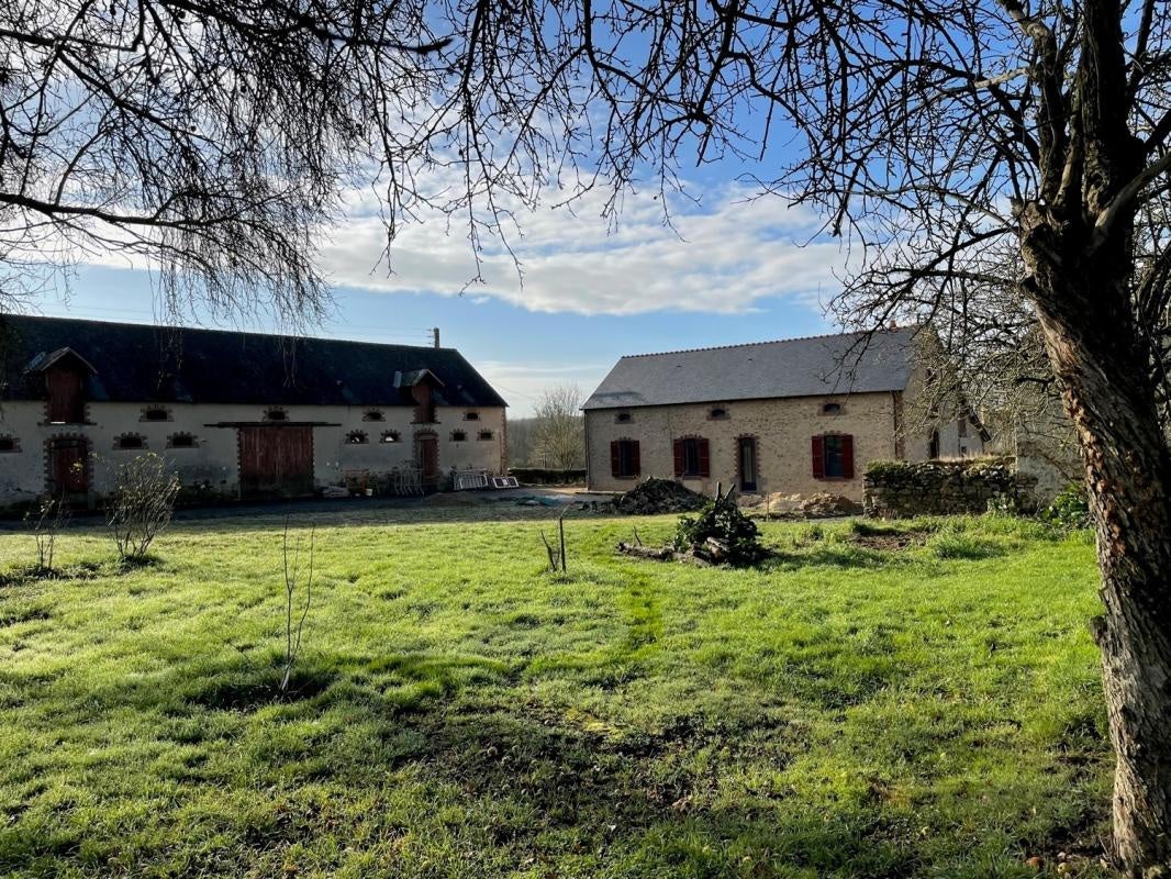 Maison Route de Haute Bise à Montreuil-sur-Maine