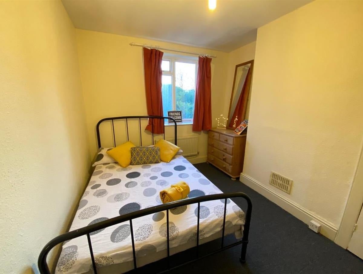 Flat Amersham Grove in Greater London