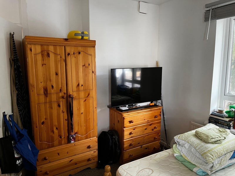Room Rickthorne Road in Greater London