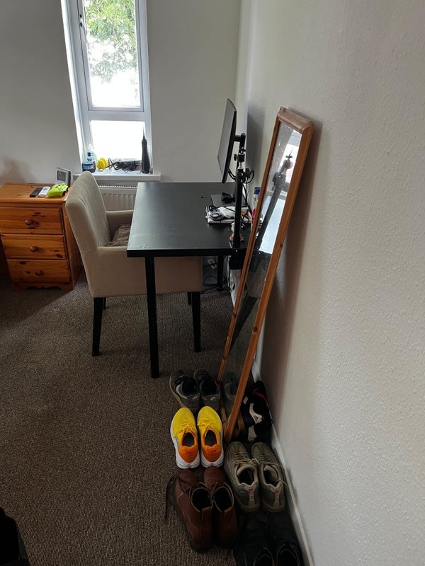 Room Rickthorne Road in Greater London