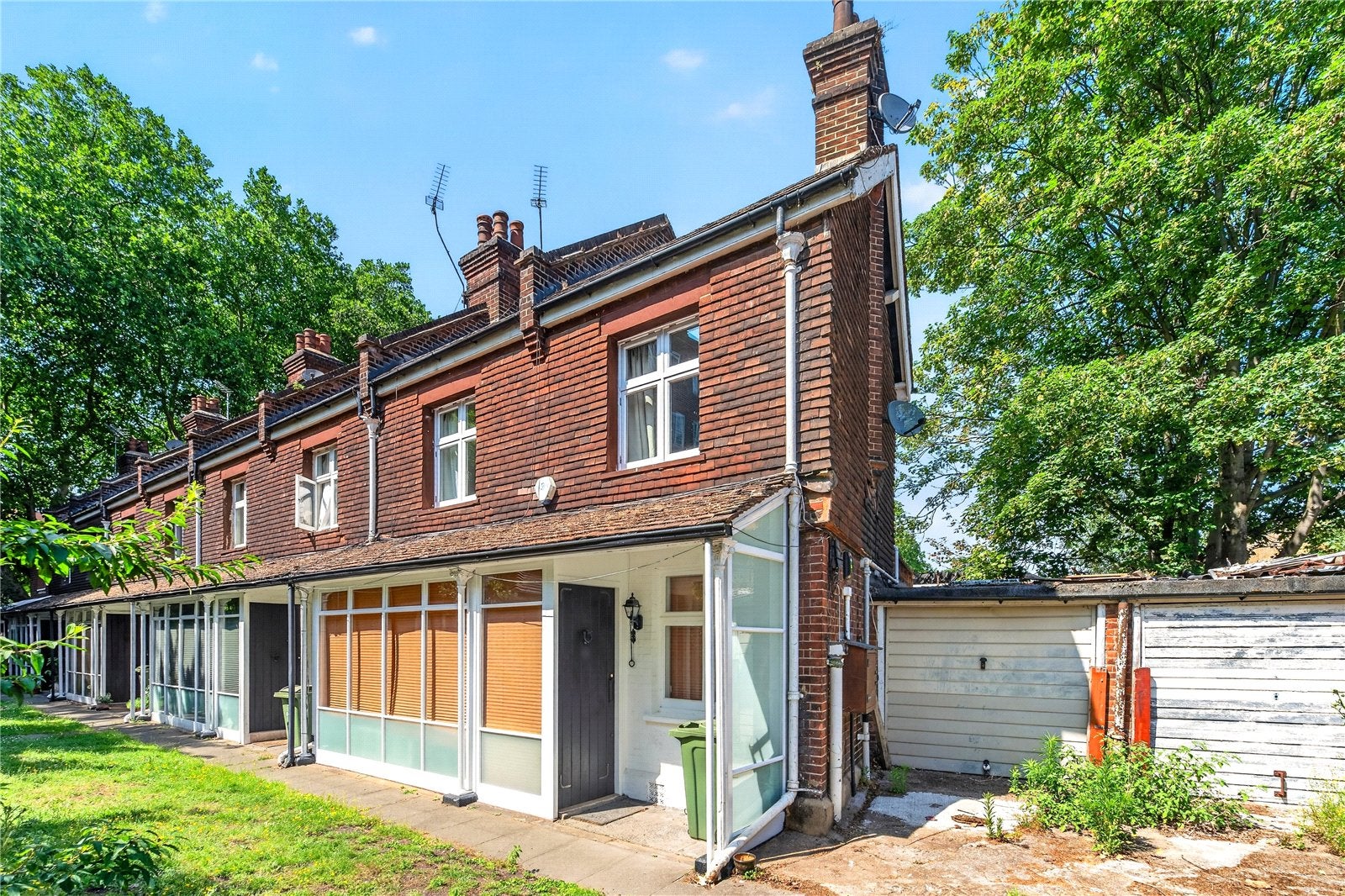 House Carlisle Lane in Greater London