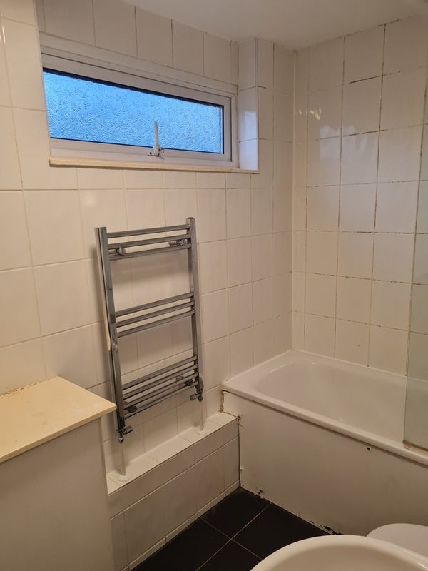 Room Hungerford Road in Greater London