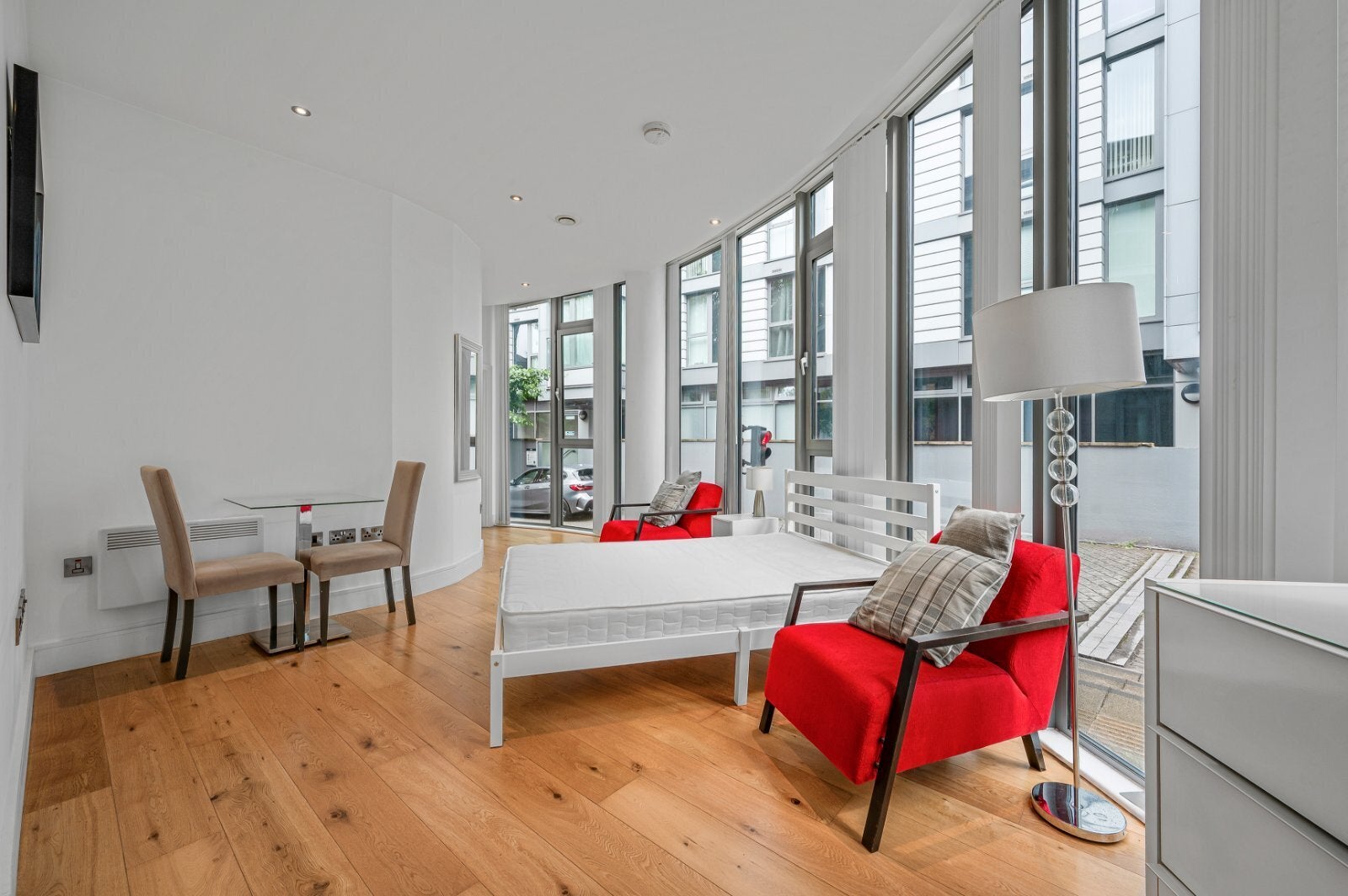 Flat Seager Place in Greater London