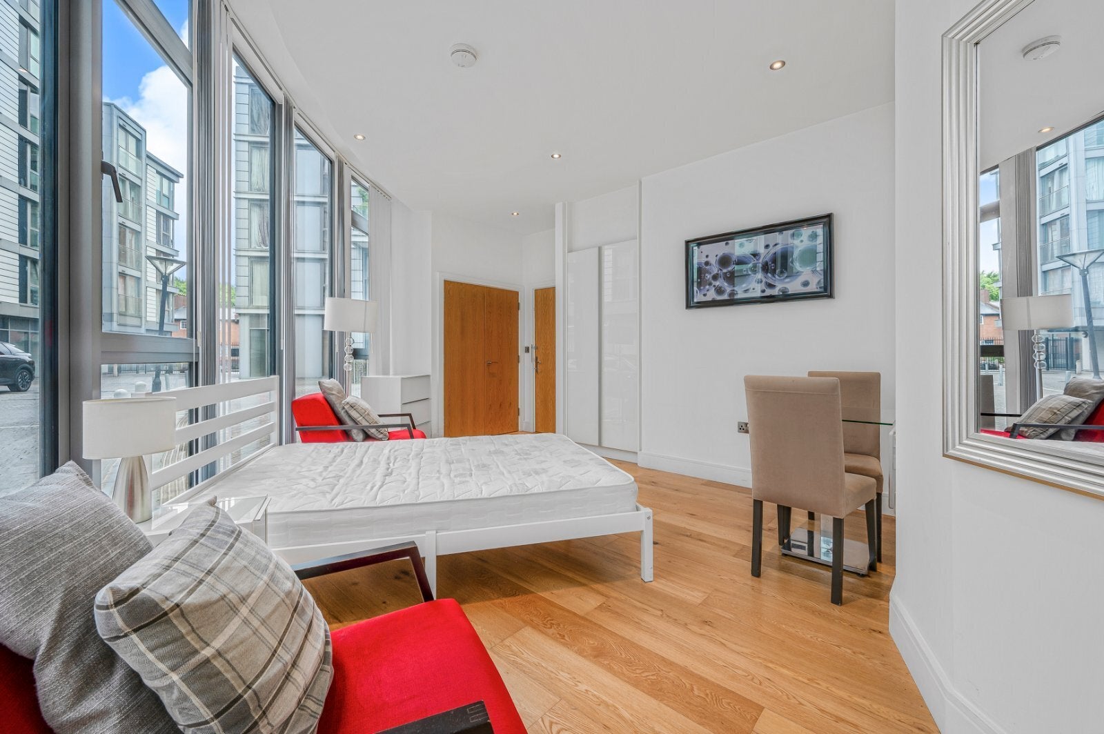Flat Seager Place in Greater London