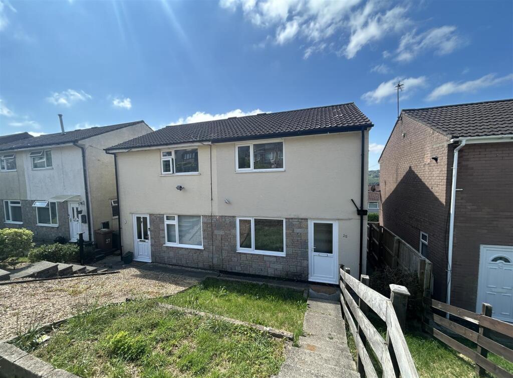 House Tudor Close in Totton and Eling