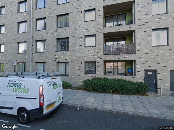 Flat Manchester Road in Greater London