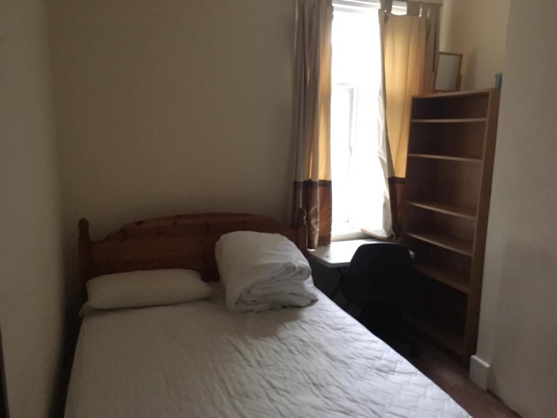 Room Osterley Park View Road in Greater London