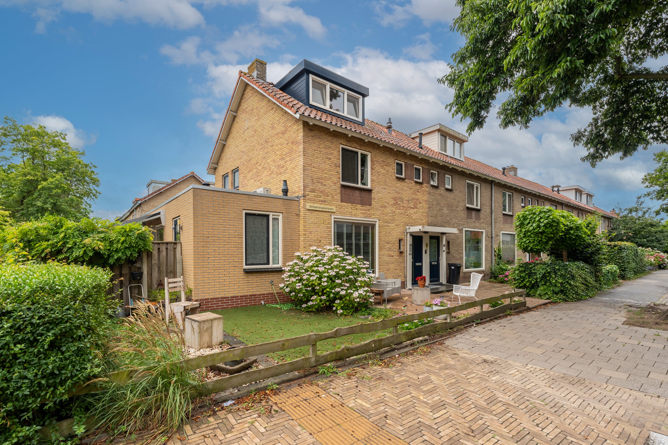 Wilhelminaplantsoen 13 in Diemen