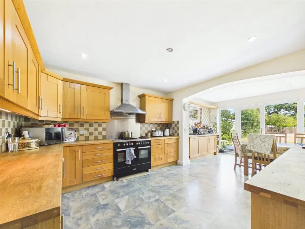 House Parton Road in Tewkesbury