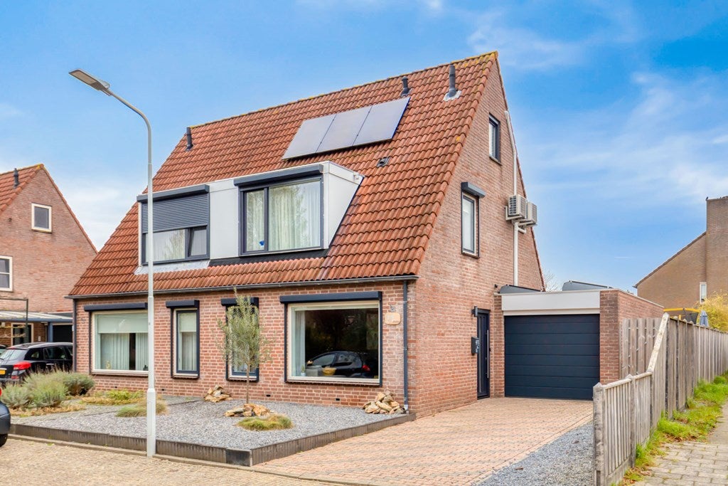 Huis Michiel de Ruijterstraat 29 in Kloosterzande