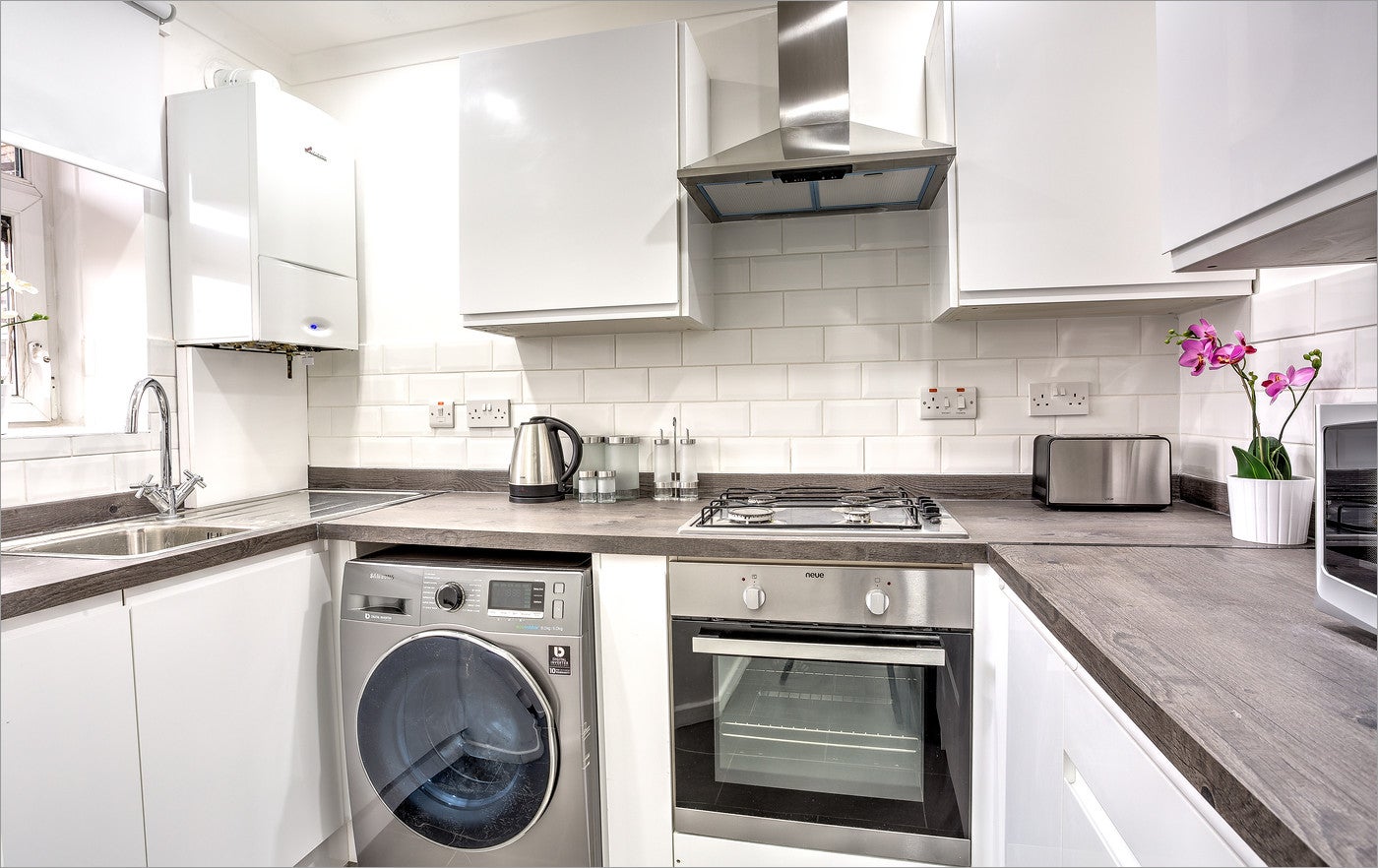 Flat Kennington Park Road in Greater London