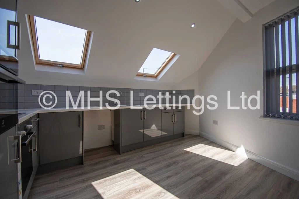 Flat Raincliffe Street in Leeds