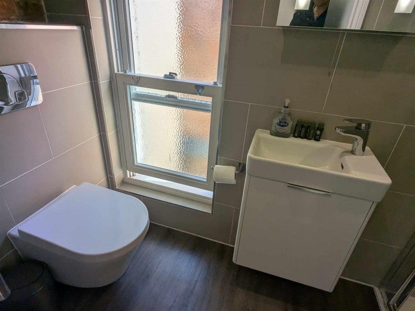 Flat Wiston Terrace in Reading