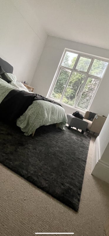 Room Selborne Road in Birmingham
