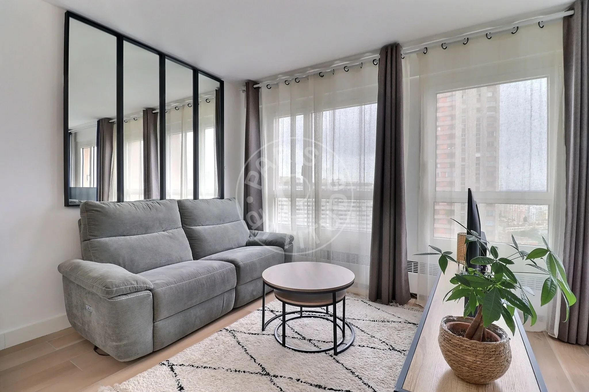 Appartement Avenue d'Italie à Paris