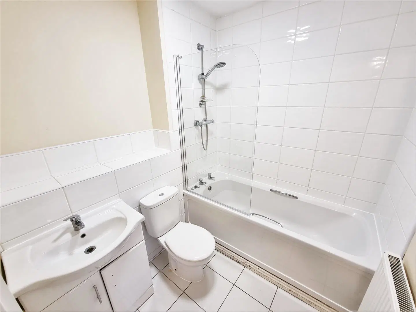 Flat Signet Square in Coventry